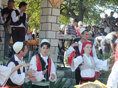 @コソボ：キリスト教の祭り